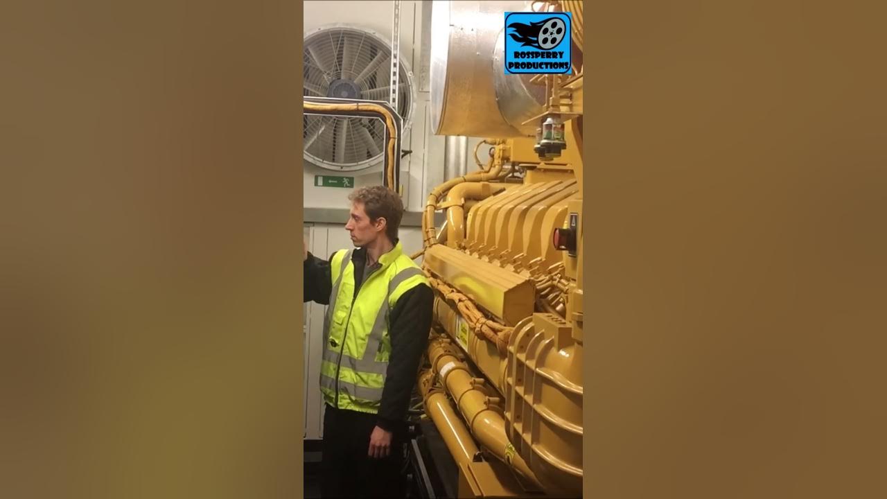 4000hp Caterpillar V16 Diesel Engine Start Up