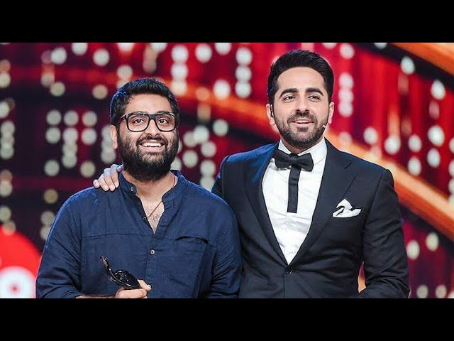 Arijit Singh Live at Filmfare Awards Show | Best Playback Singer | Soulful Live Singing 😍 | Full HD class=