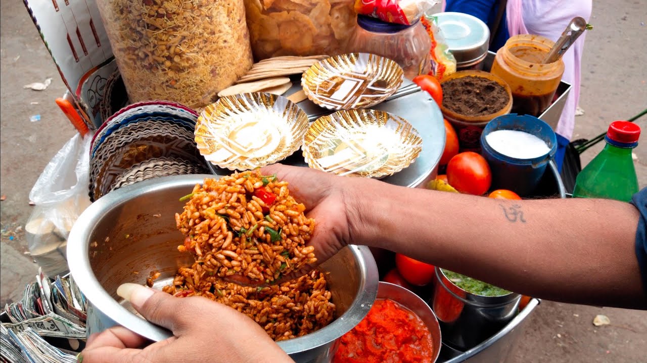 Spiciest Jhal Muri of Kolkata | Bhel Puri Chaat | Indian Street Food | Aamchi Mumbai