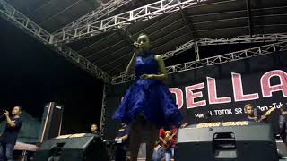 Om adella arneta julia aku takut