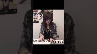 #ChristinaGrimmie listening to her fans and covering the songs they asked for! She was so kind! @christinagrimmie