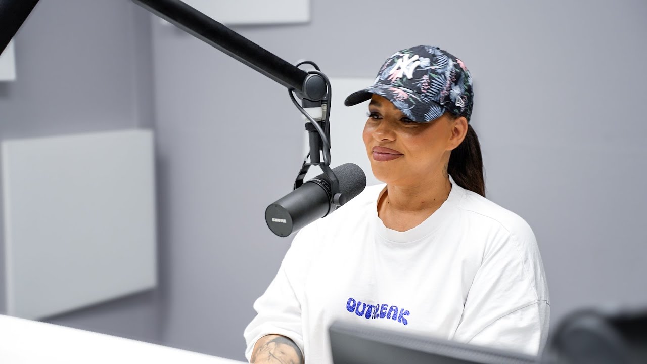 Tina: Pri spievaní už vôbec nemám stres | Nedeľný hosť