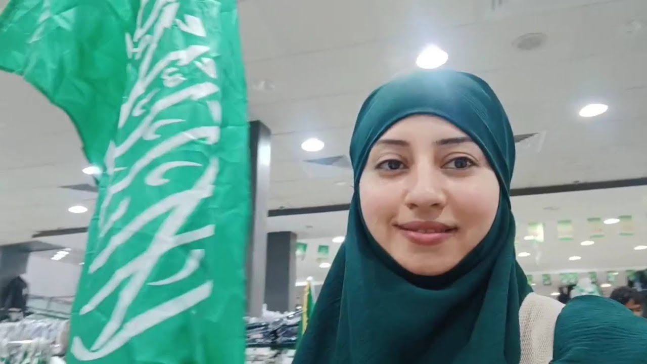 اشتريت كل حاجه بخمسة ريال في المدينة 😍😍