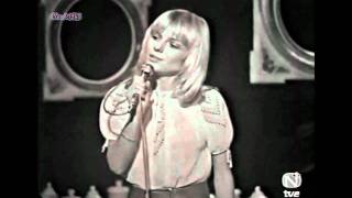 France Gall - 1971 - Bébé Requin (Live) Version restaurée chords