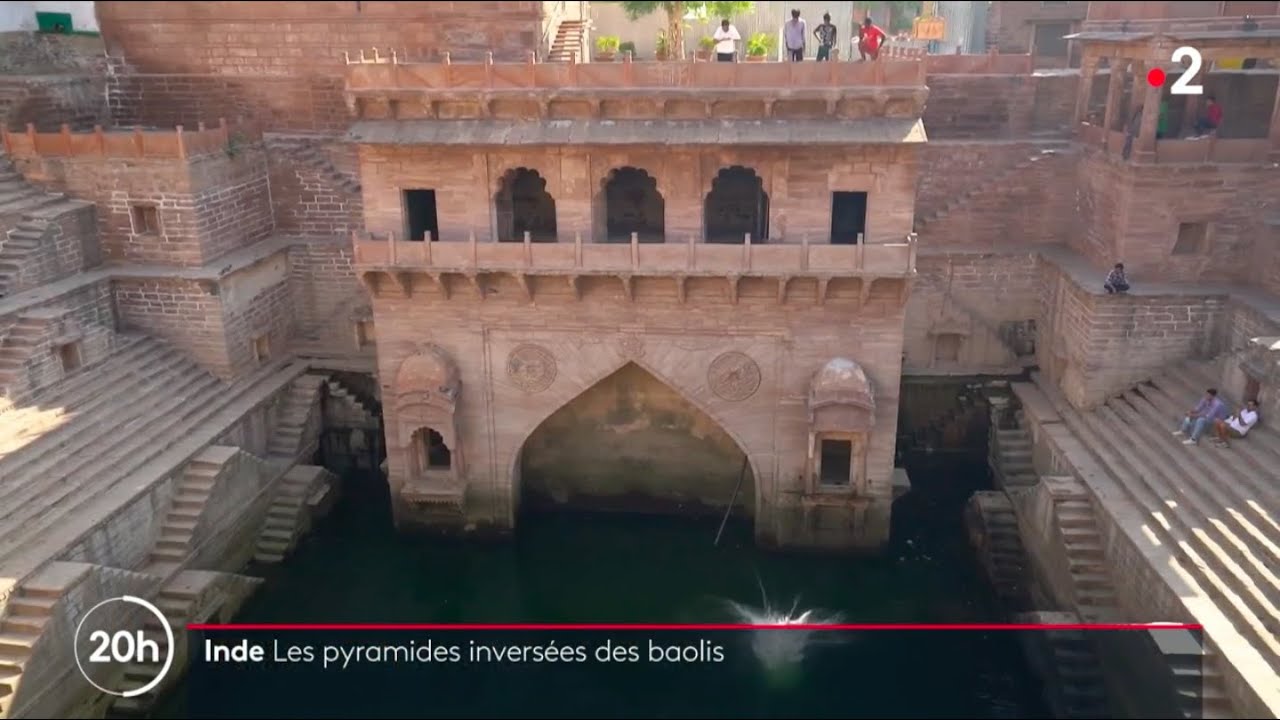 Inde : Les pyramides inversées des baolis - YouTube