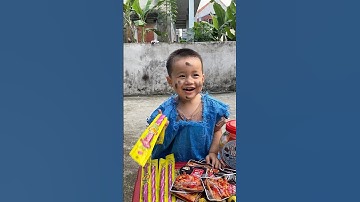 cậu bé ngu ngơ may mắn gặp được người anh tốt bụng 3 #shorts