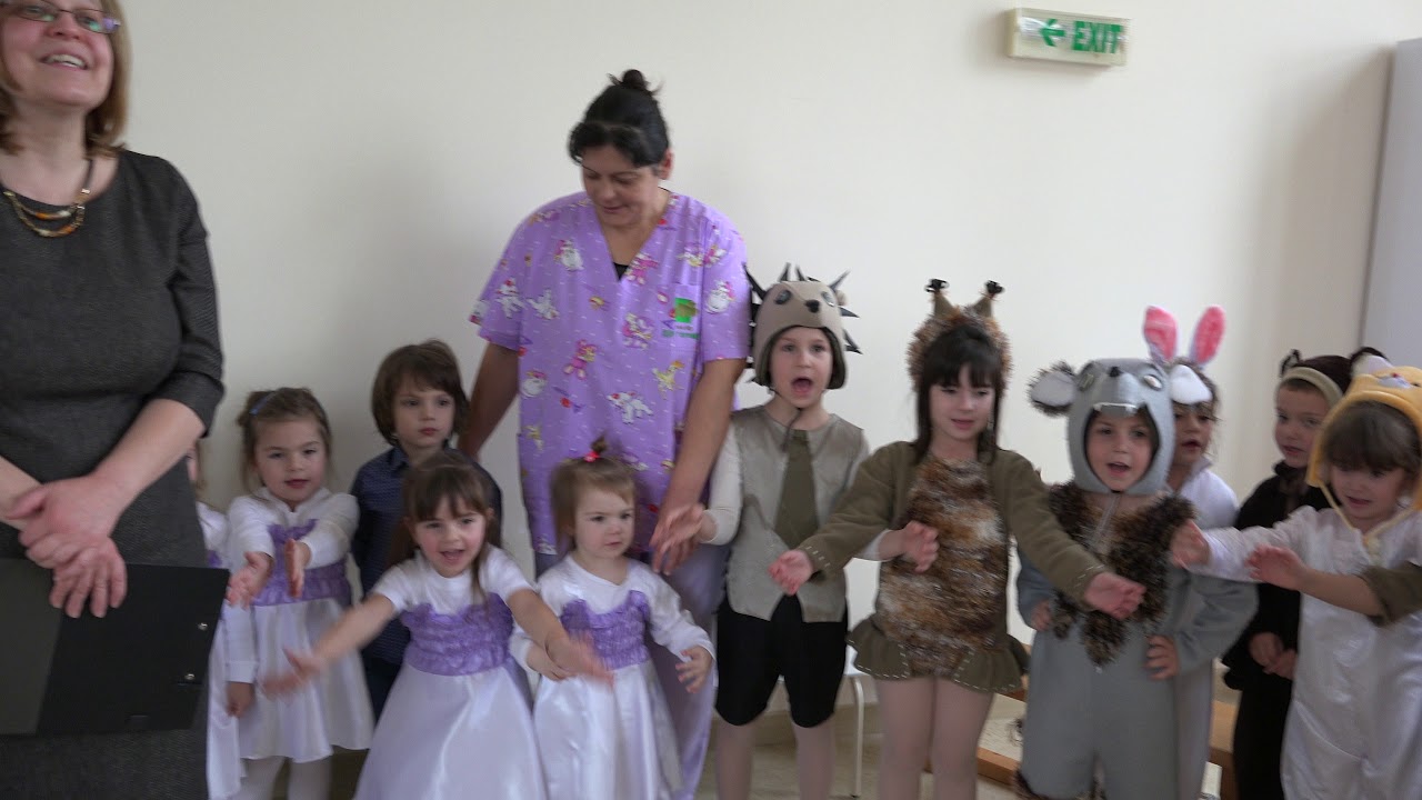 Коледен празник в Държавна детска градина