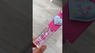 İçinde Kalpler Olan Dudak Yağı Şfet Değil