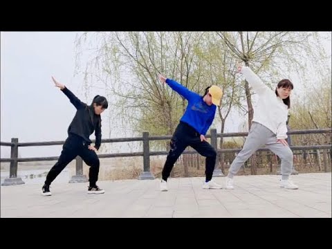 三姐妹共舞《游山恋》一别寒山我何时归来