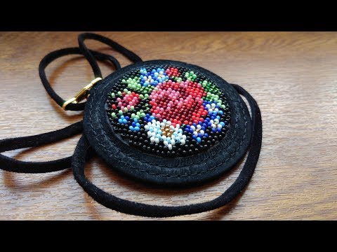 Как вышивать собаку на пластиковом холсте