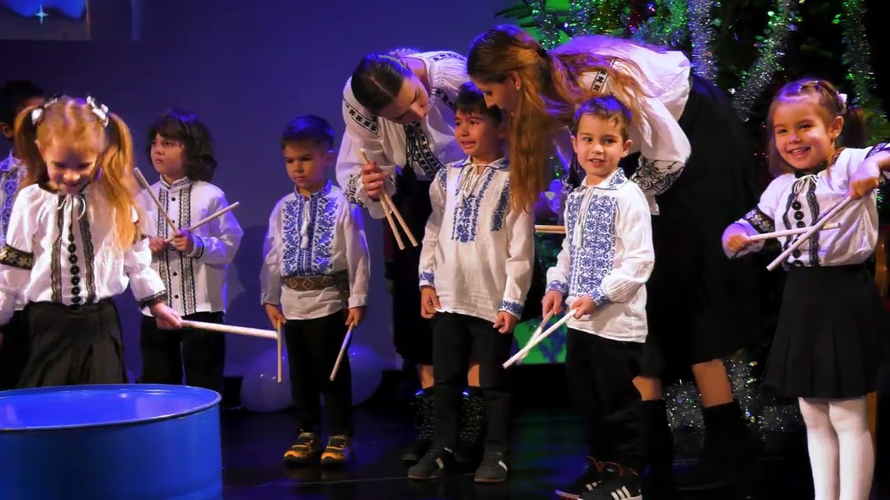 Grupa Steluțelor ✨ Serbarea de Crăciun Grădinița Prietenii lui Toma