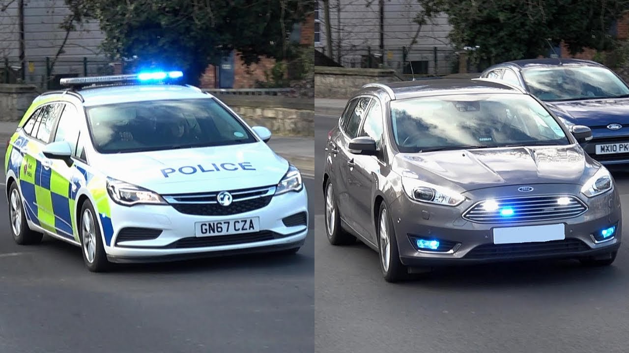 British Police Cars Responding Urgently Siren Lights Youtube