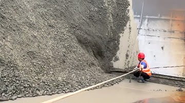 Barge unloading 4150 tons of phosphate rock -Part 2 - smooth flow - Vlog of work on the barge