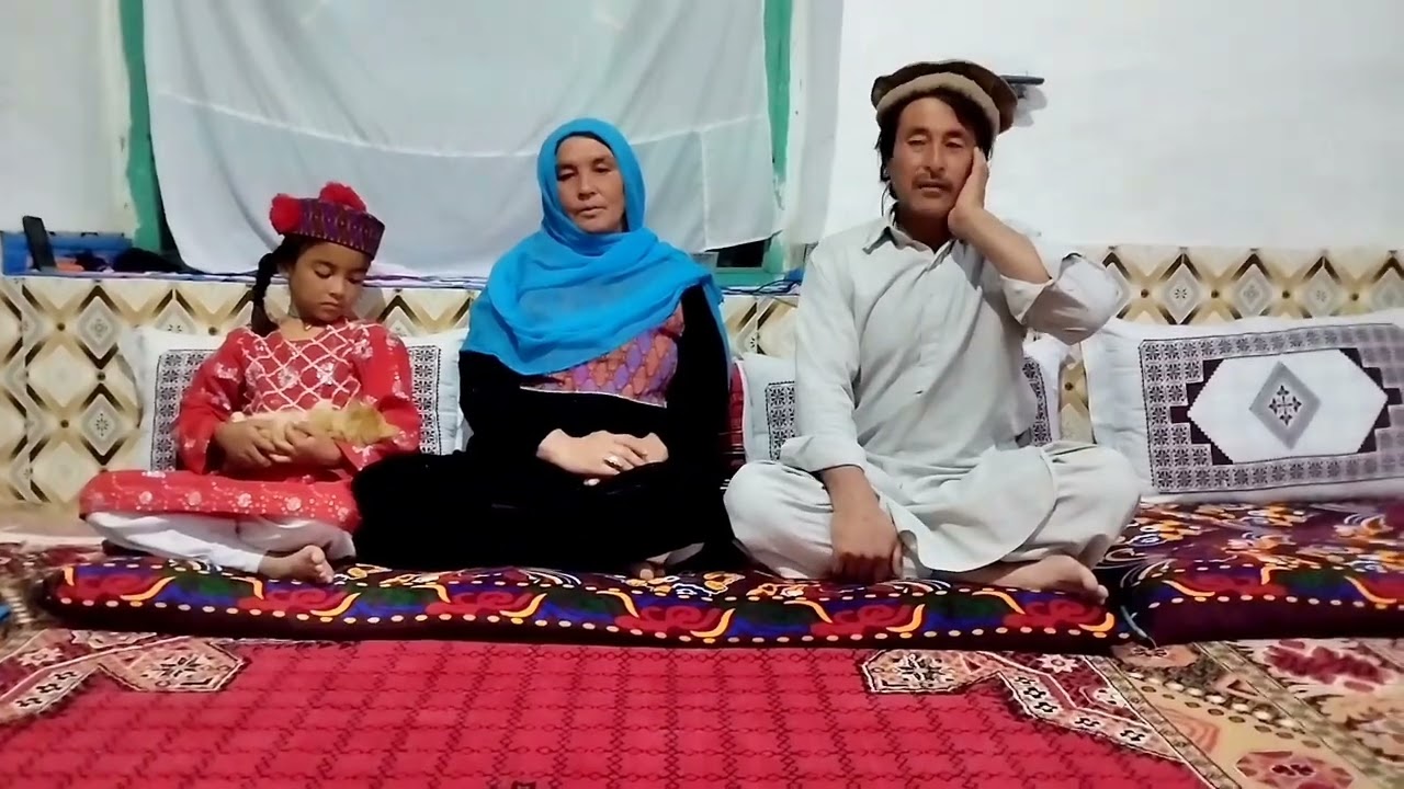 دوستان عزیز همین حالا بیننده بهترین غزل هزارگی 💯 لایک فالو کنید ممنون میشم 🥰