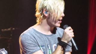 Video thumbnail of "R5 - Wanna Be Your Everything - Reading, PA (11/26/14)"