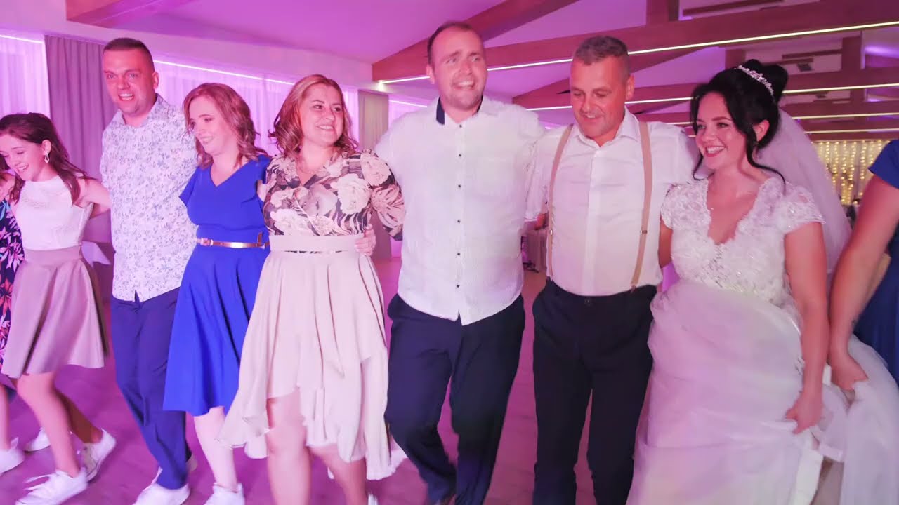 SVADBA - zábava (Majer pod lesom) hudobná skupina JUNIOR - Dedina