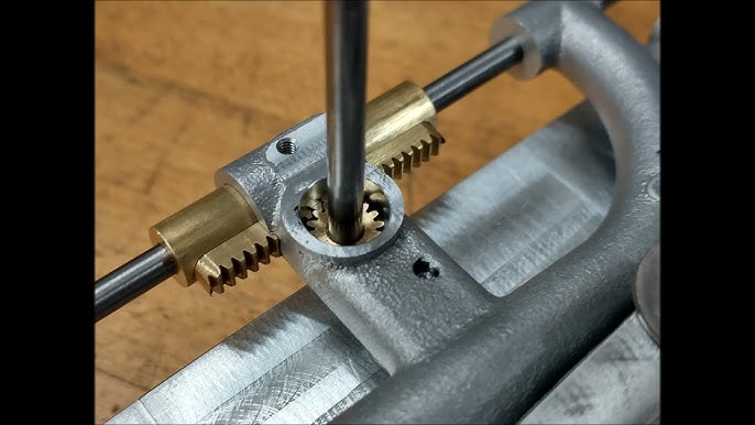 Mini drill press vice / Machine vice - Mark's Miniatures