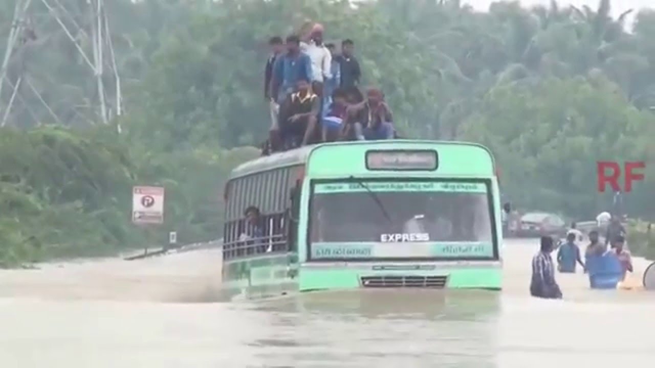 Superb Bus Driver @Chennai Floods Chennai Floods Videos 2015 Superman Bus Driver