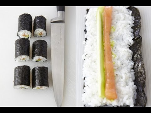 Vidéo: 3 façons de rouler des sushis