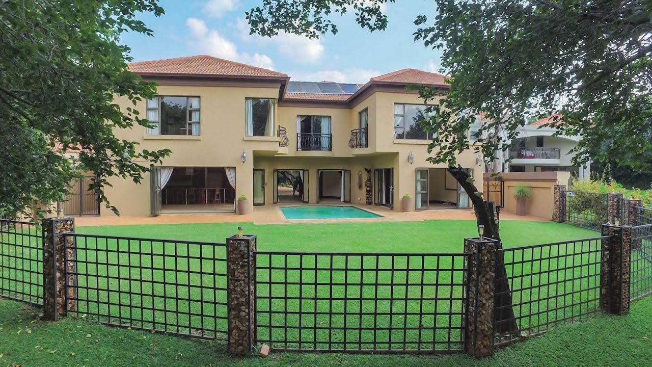 4 Bedroom House for sale in North West Hartbeespoort Dam Westlake