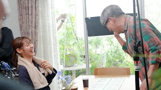 中井貴一、雨に打たれる“娘”瀧本美織を心配？　笑顔あふれるメイキング＆インタビューも！　ミキプルーン新TVCM「親子の思い」篇