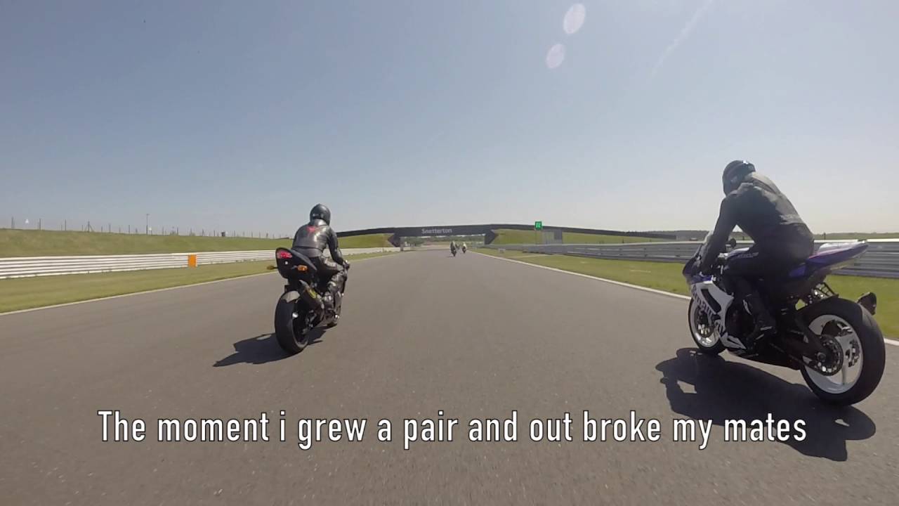 SNETTERTON TRACK DAY ON ZX6R NOVICE