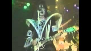 Kiss - 2000 Man 1979