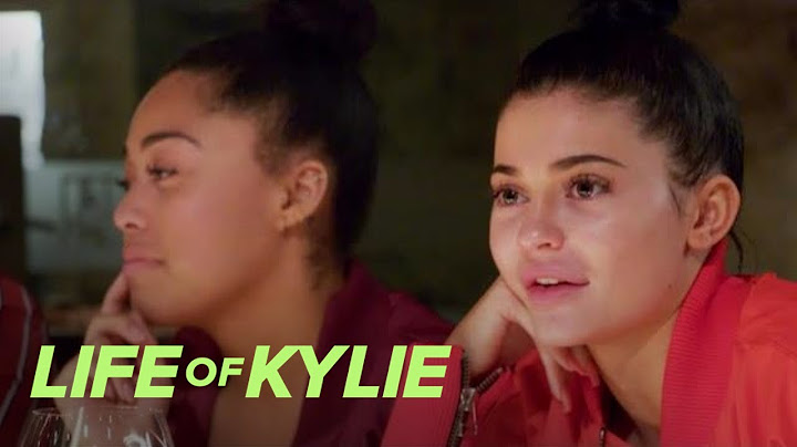 Kylie Jenner Isn't Into Fancy Food | Life of Kylie | E!