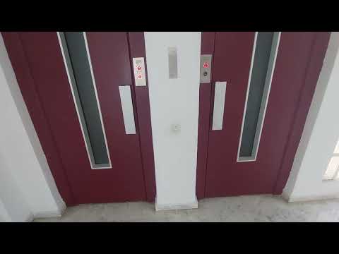 2 Omega Lifts In A Building Julia Salou Esc B