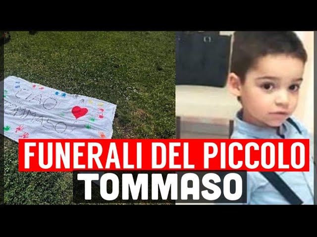 Lutto a Castellabate, palloncini bianchi ai funerali del piccolo Tommaso  morto in un incidente