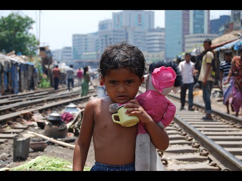 Video: Daniel Morel Från Fattigdom Till Catwalks