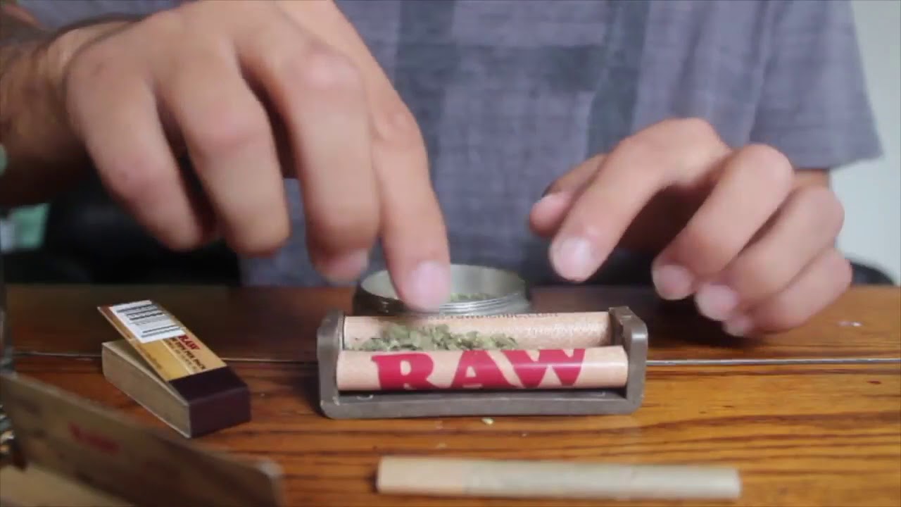 come rollare una canna - YouTube