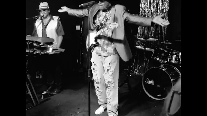 "Xperiance" featuring Clinton Ellison Jr. Live @ t...