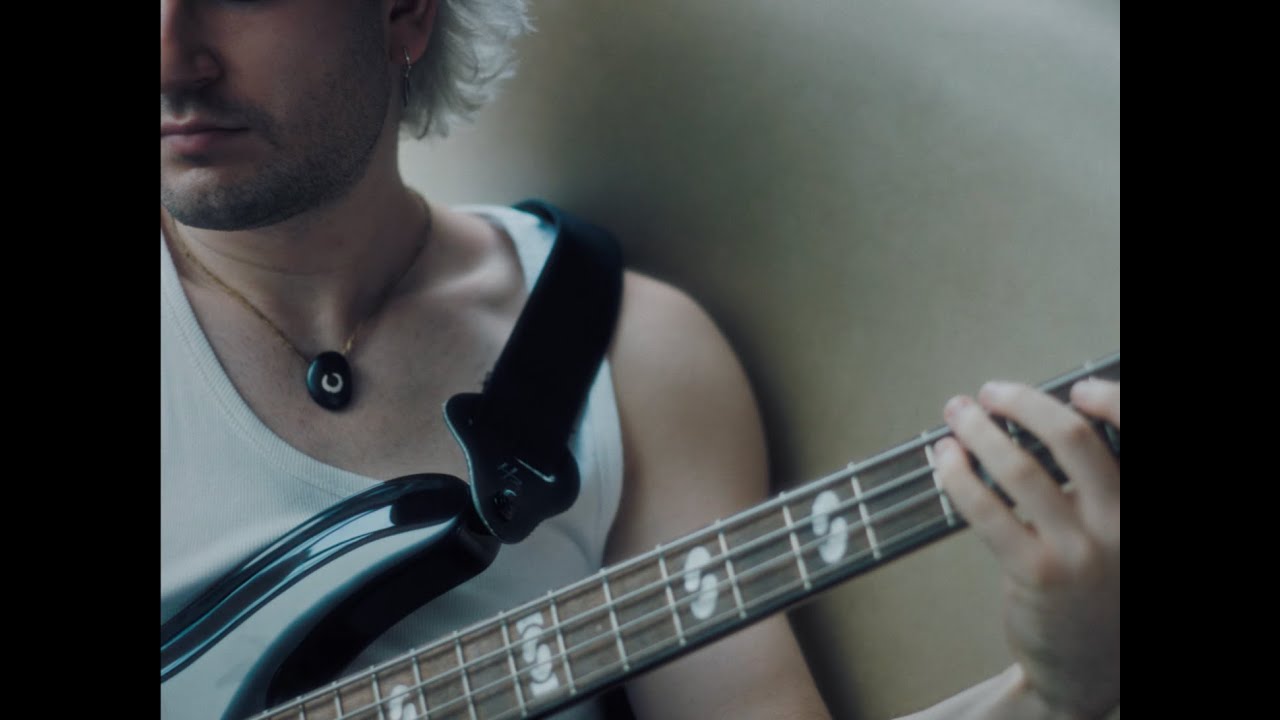 clop - EL TEU DIARI (Videoclip Oficial)