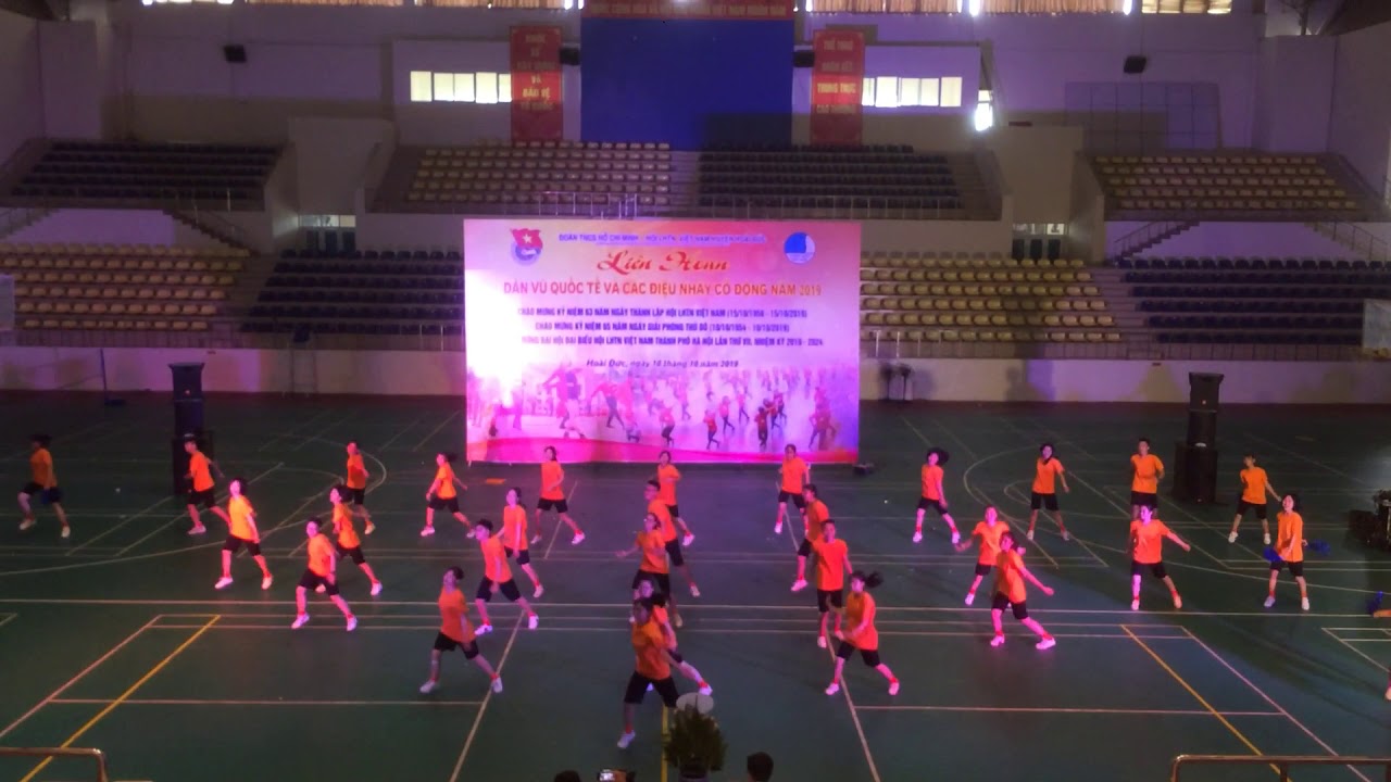 Nhảy dân vũ Move Your Body - Trường THPT Vạn Xuân - Hoài Đức - Hà Nội 10/10/2019