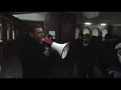 BREAKING NEWS !!! Protesters storm government building in Yerevan / Armenia