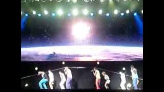 JLS eveybody in love