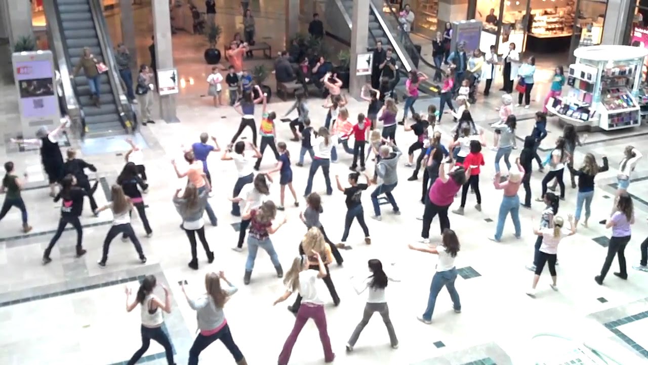 Flash mob dance mall in NJ YouTube
