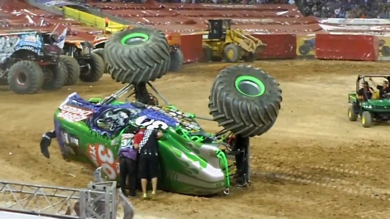 Grave Digger  freestyle Baltimore 2012