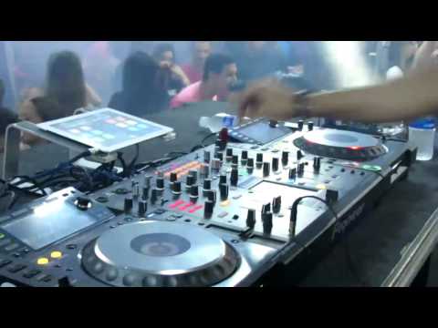 Adriano Goes ft Ramada - Higher (Italian Radio Edit)