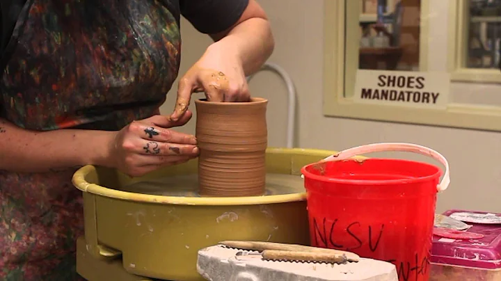 Throwing a Pot with Jennifer Siegel