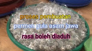 #It's rare for anyone to sell old-school candy. Favorite process of making tamarind sugar candy#