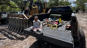 Caterpillar D6T Pushing Large Oak Land clearing