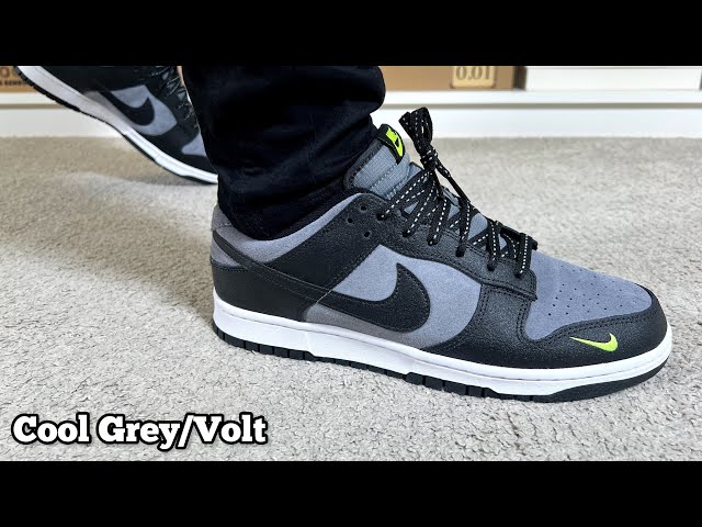 black and grey dunks
