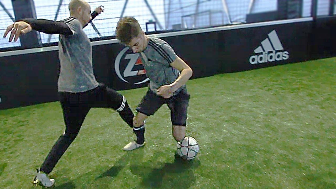 NEYMAR & CR7 INSANE SPECIAL SKILLS TUTORIAL - YouTube