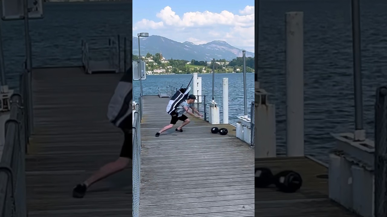 HOVERBOARD FALLS IN WATER !