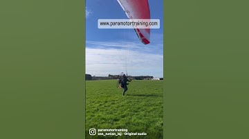 Perfect landing :) narrated by Sir David himself :) #rpm #flying #paramotoring #flyinganimals