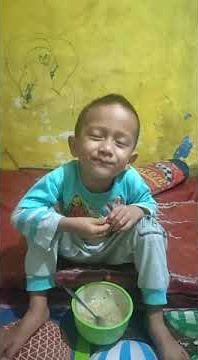 Sahur ayah, bangun, emam !!