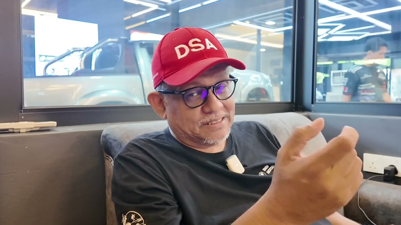 Fadlina ayat pengkhianat tu tuju ke MP BN ke? Lain macam betul suruh rakyat tolak mereka di PRU 16