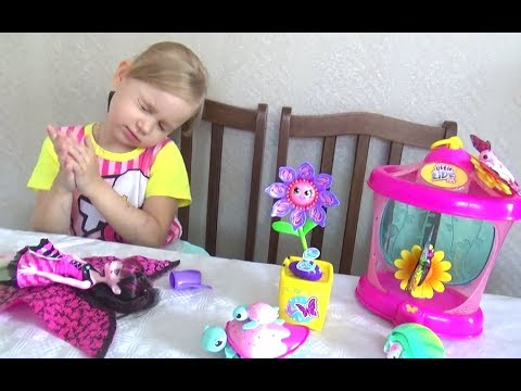 Алиса показывает новые игрушки для детей ! - YouTube